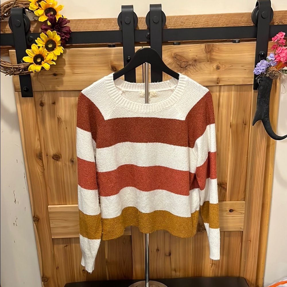 PINQUE Colorful Striped Crew Neck Sweater